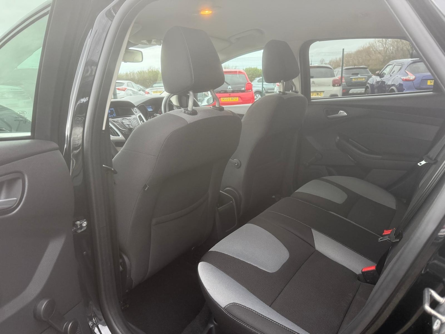 Used Ford Focus 2012 for sale - 77590133: Photo 15