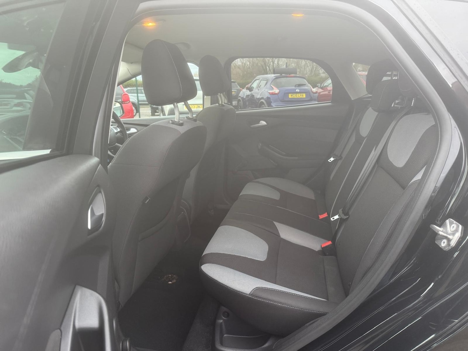 Used Ford Focus 2012 for sale - 77590133: Photo 18