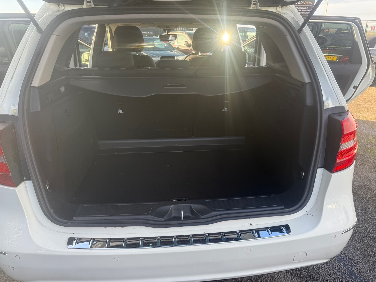 Used Mercedes-Benz B Class 2012 for sale - 76402514: Photo 11