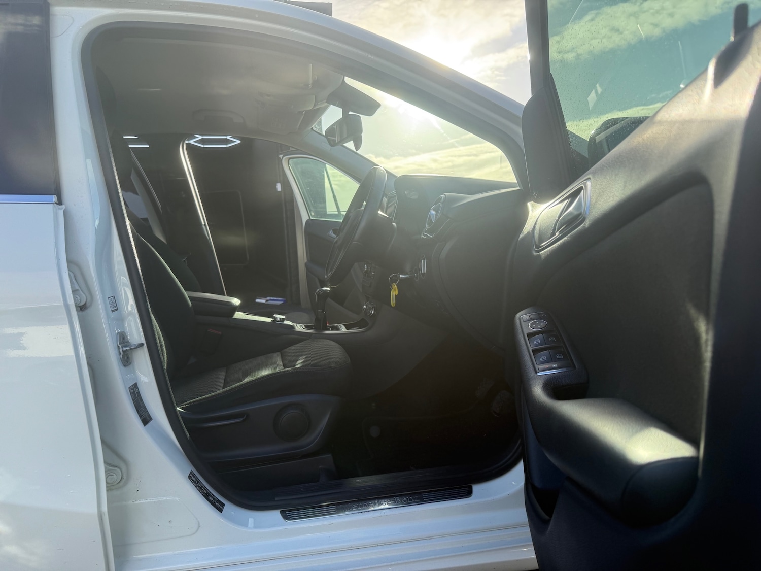 Used Mercedes-Benz B Class 2012 for sale - 76402514: Photo 8