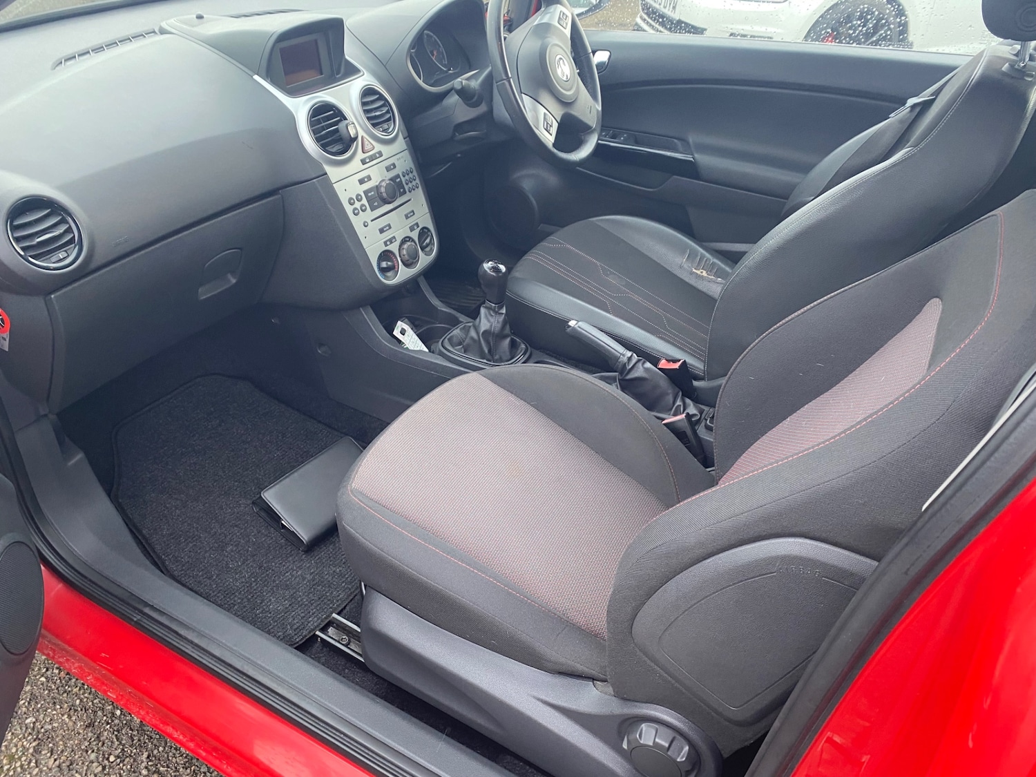 Used Vauxhall Corsa 2012 for sale - 77392755: Photo 10