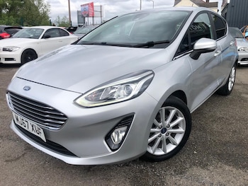 Used Ford Fiesta 2018 for sale - 77945802: Photo