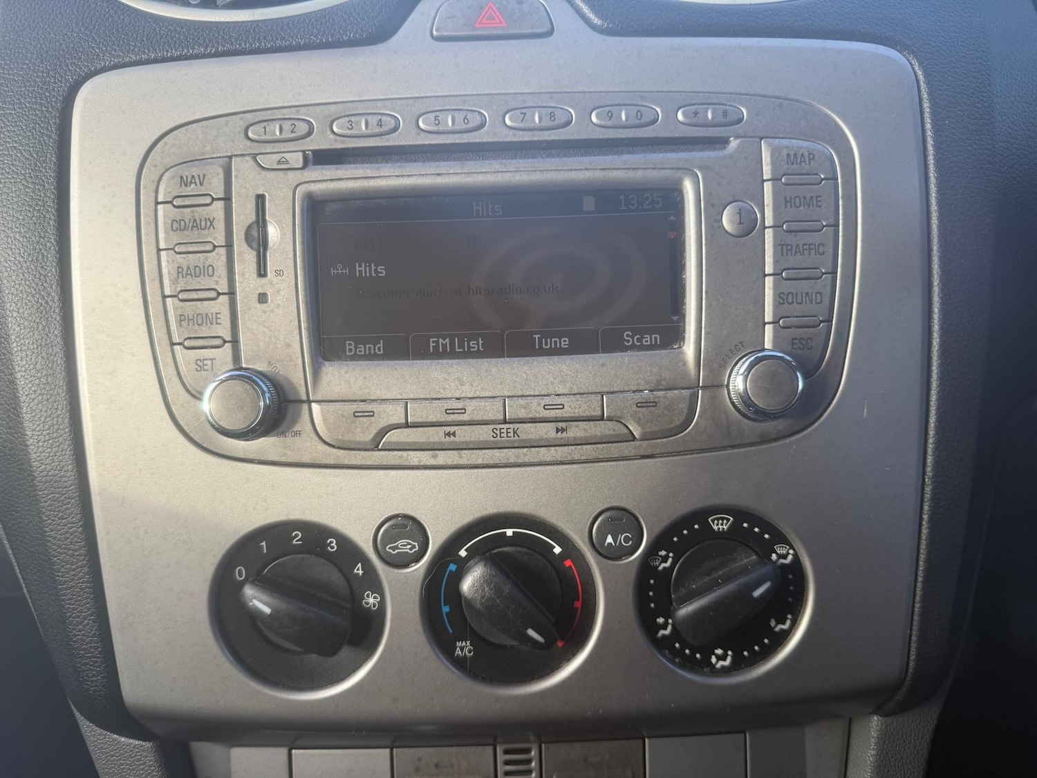 Used Ford Focus 2011 for sale - 77159990: Photo 20