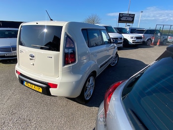 Used Kia Soul 2010 for sale - 77743031: Photo