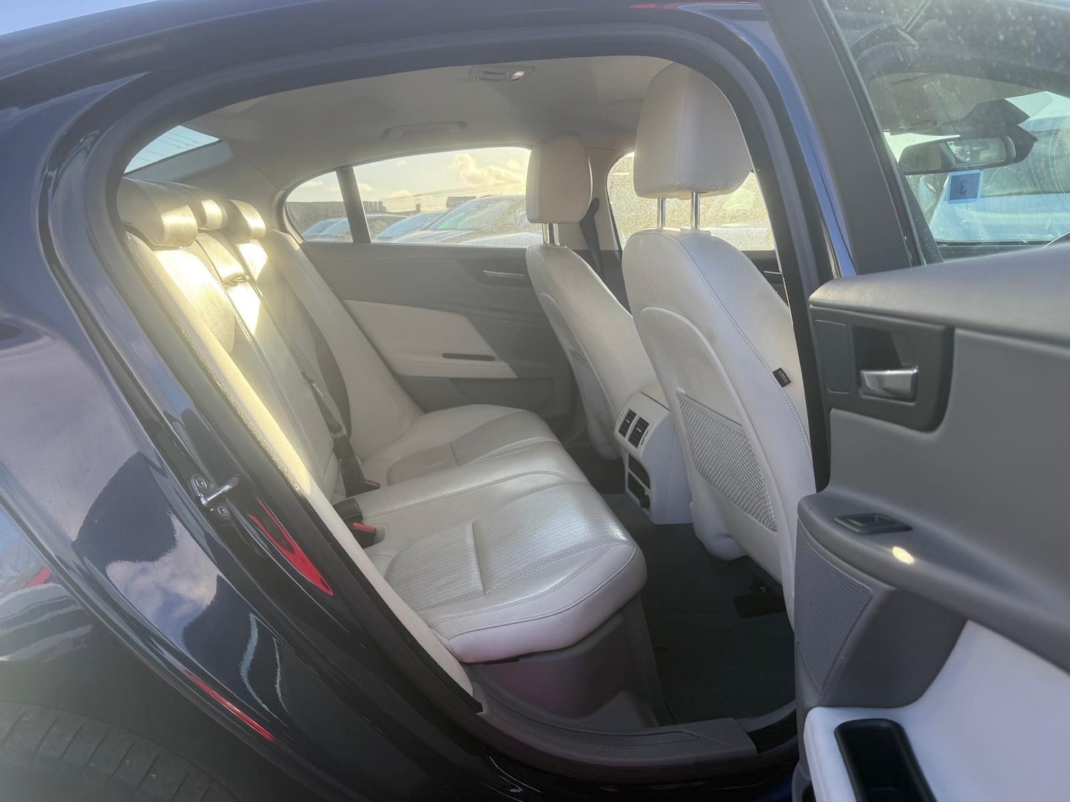 Used Jaguar XE 2015 for sale - 77104542: Photo 13