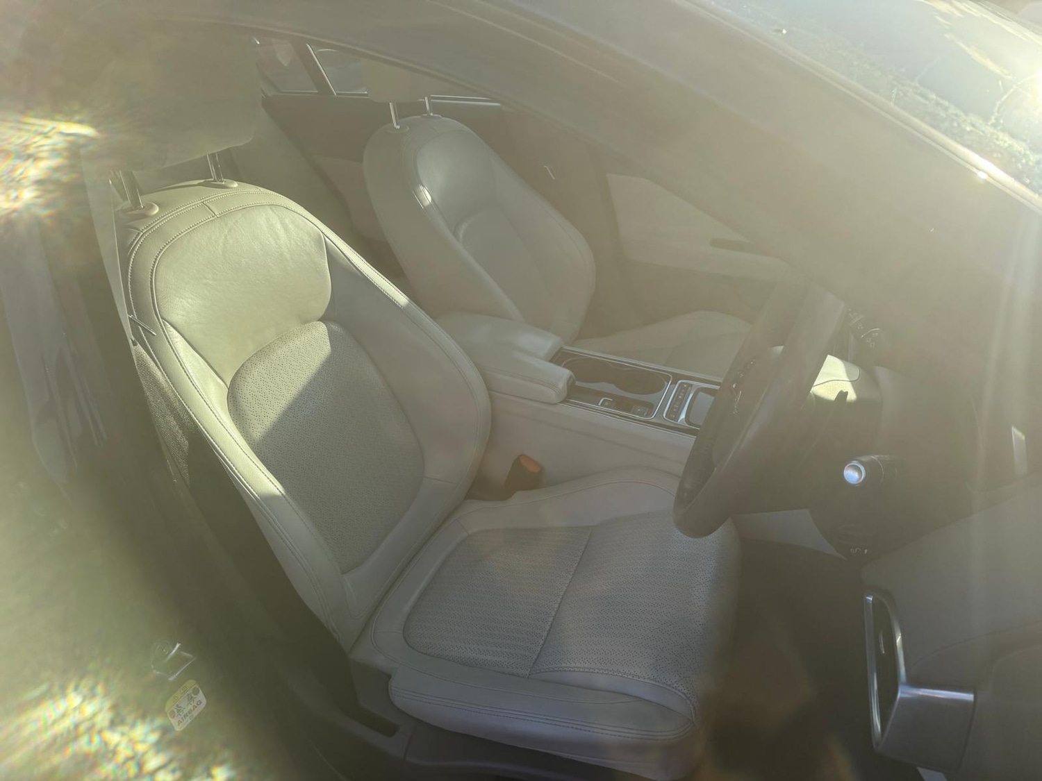 Used Jaguar XE 2015 for sale - 77104542: Photo 15