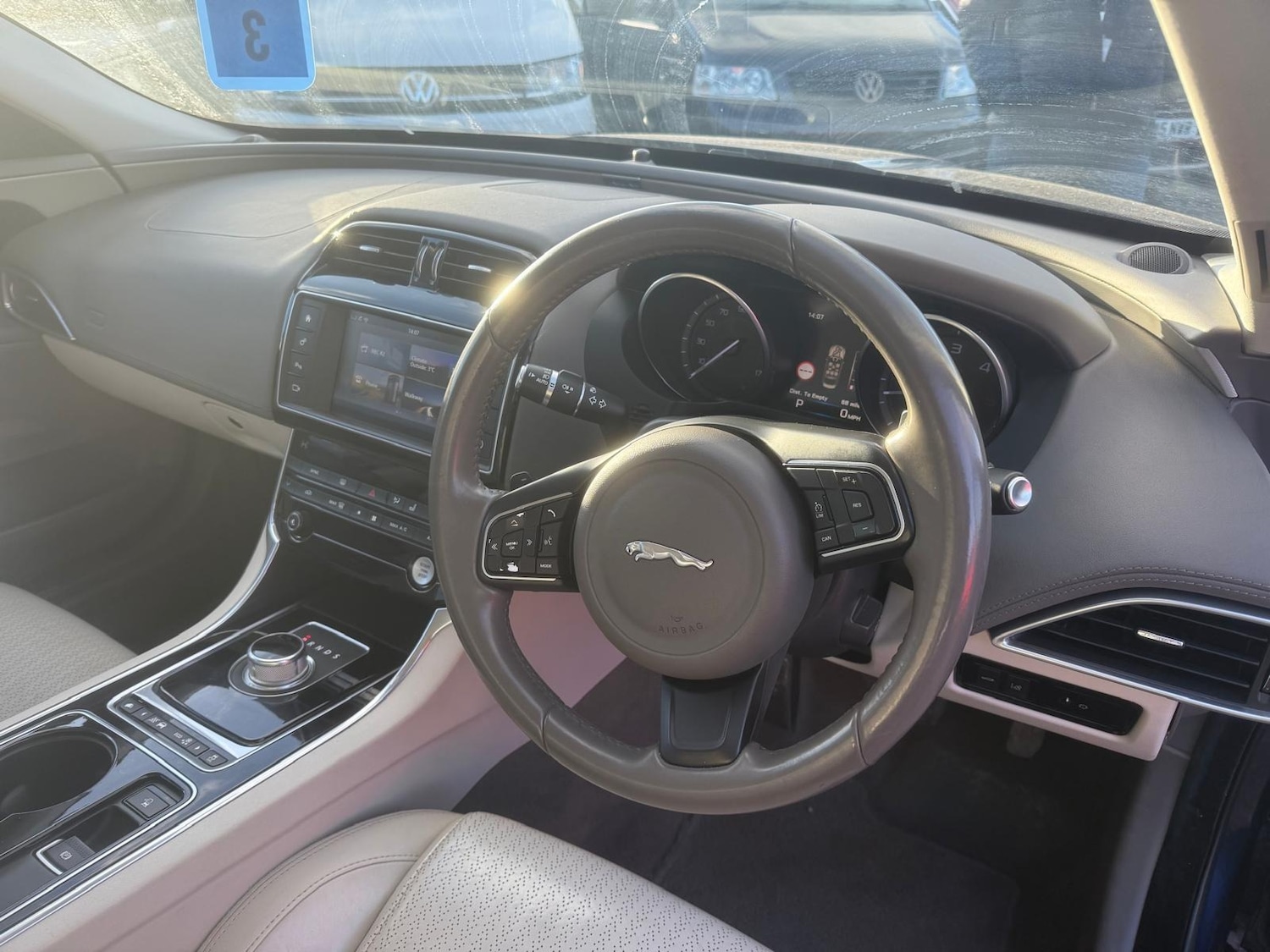 Used Jaguar XE 2015 for sale - 77104542: Photo 17