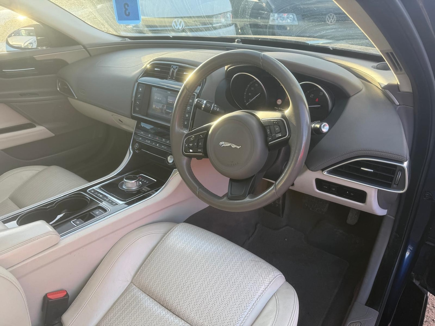 Used Jaguar XE 2015 for sale - 77104542: Photo 26