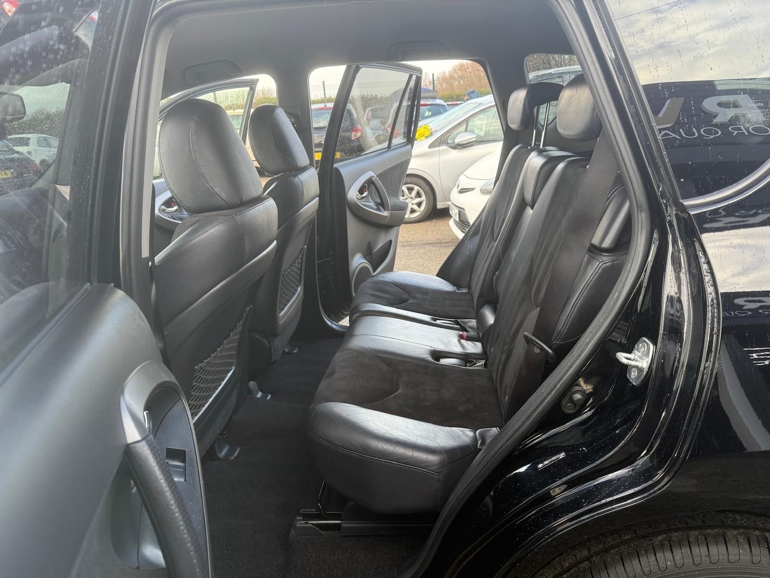 Used Toyota RAV4 2012 for sale - 76757457: Photo 19