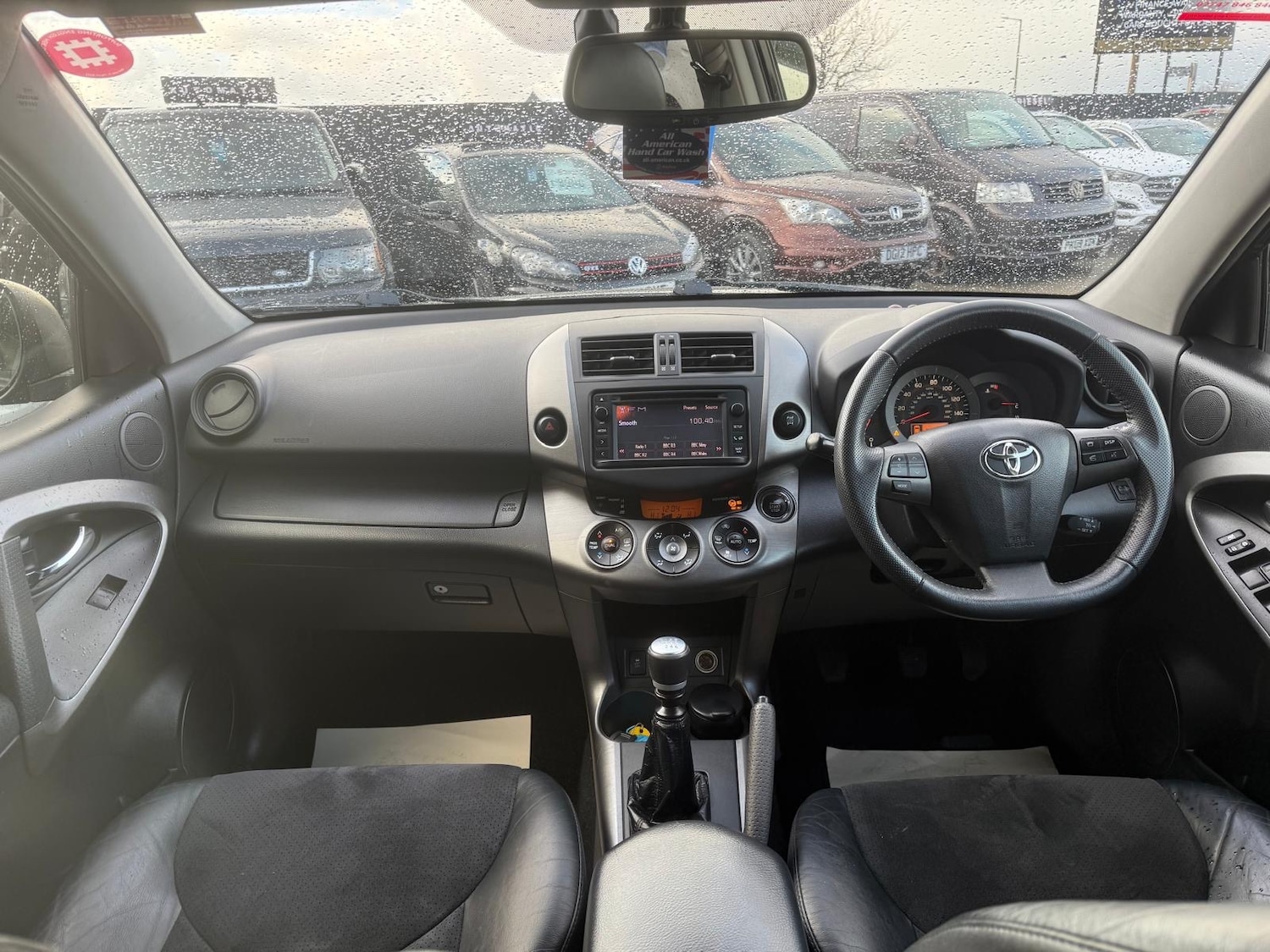 Used Toyota RAV4 2012 for sale - 76757457: Photo 26