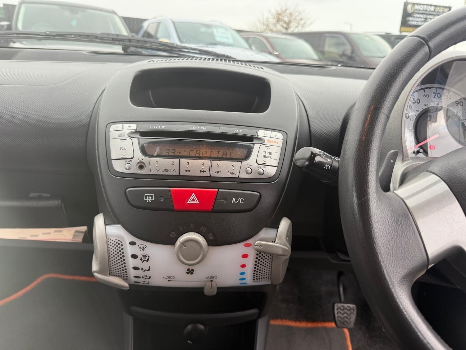 Used Toyota AYGO 2012 for sale - 76402747: Photo 10