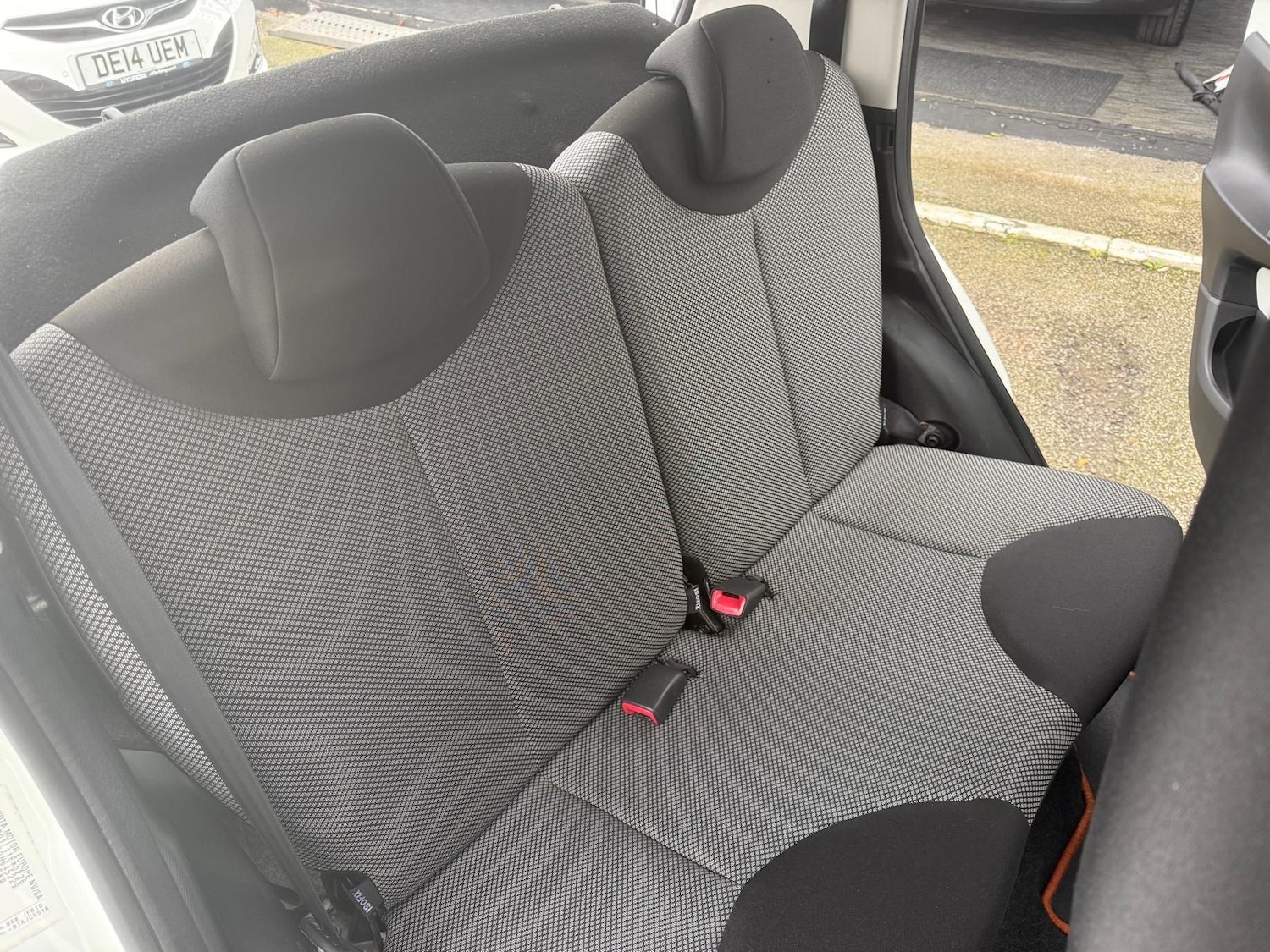 Used Toyota AYGO 2012 for sale - 76402747: Photo 13