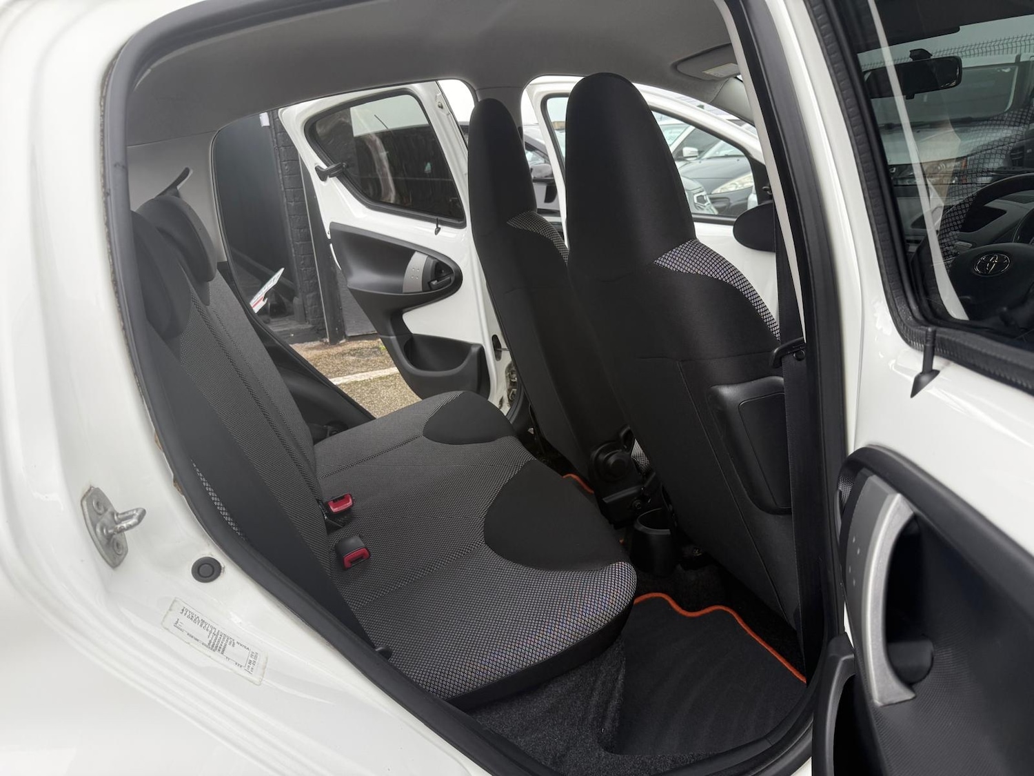 Used Toyota AYGO 2012 for sale - 76402747: Photo 21