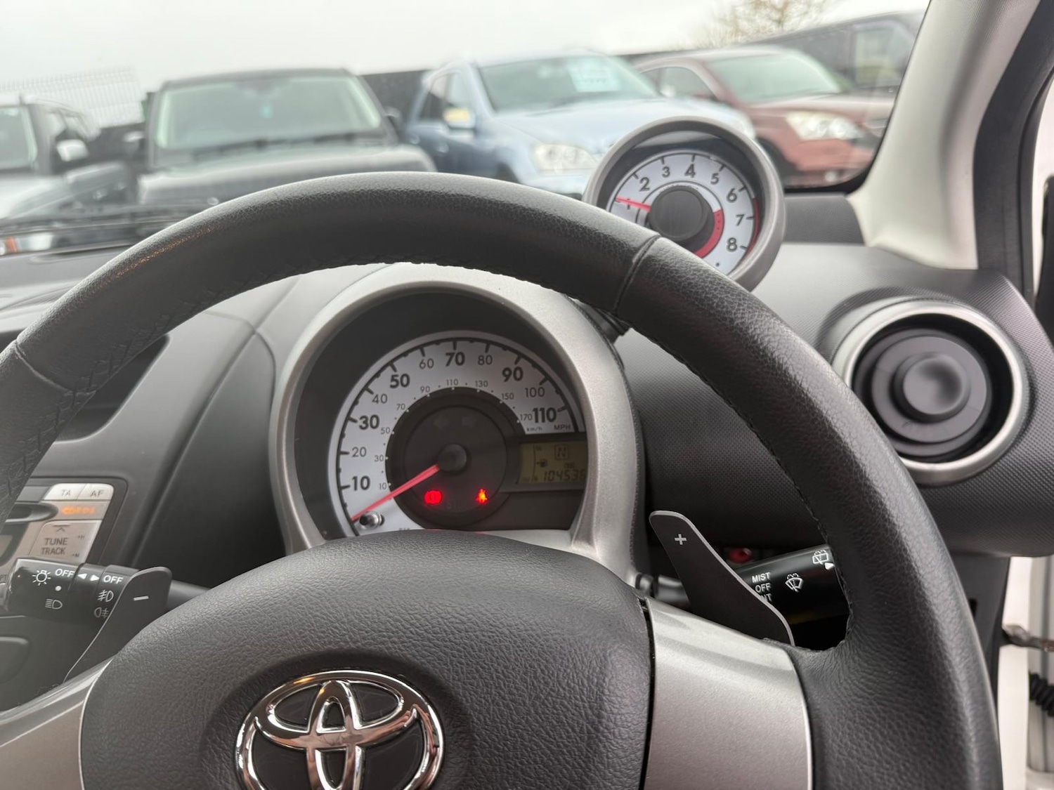 Used Toyota AYGO 2012 for sale - 76402747: Photo 6
