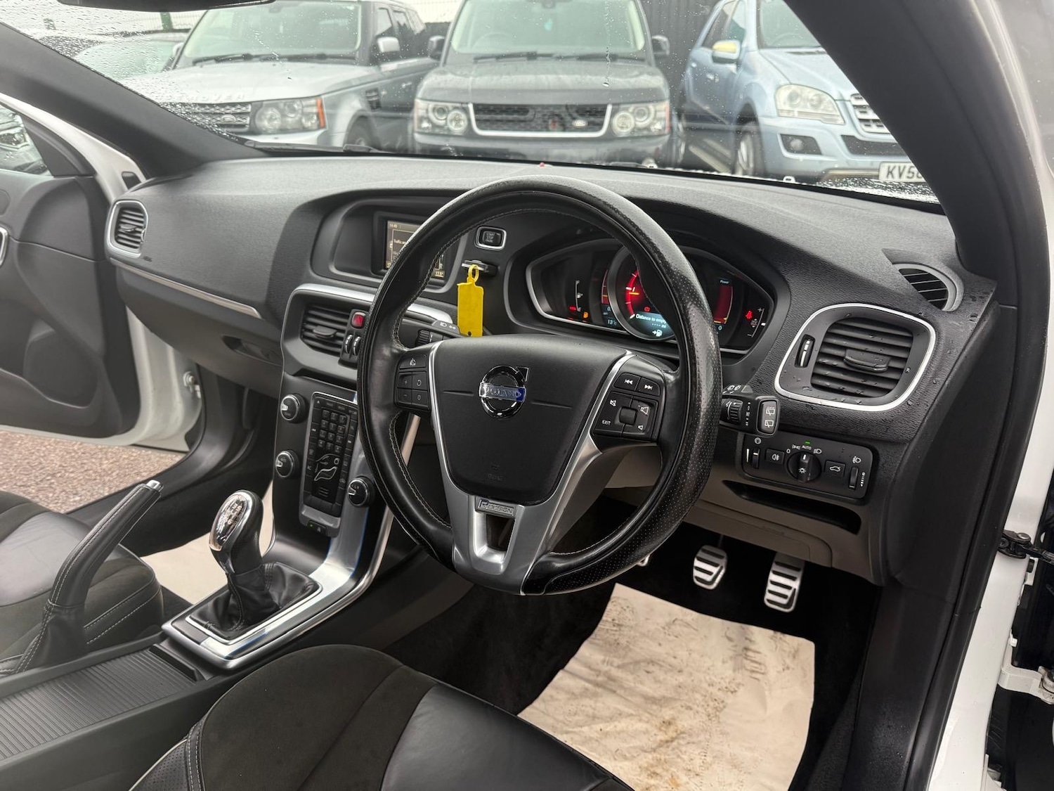 Used Volvo V40 2013 for sale - 76402669: Photo 18