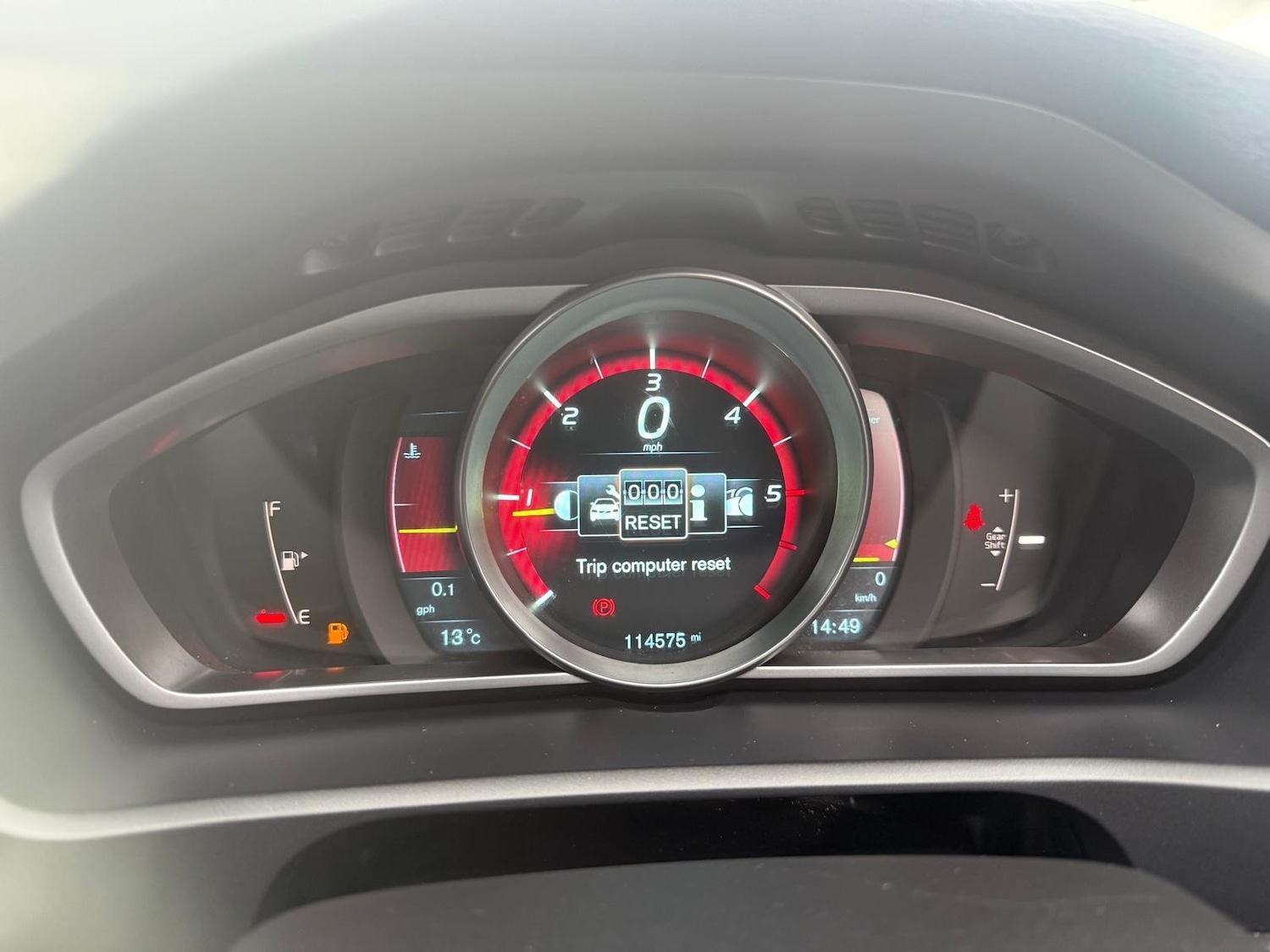 Used Volvo V40 2013 for sale - 76402669: Photo 30