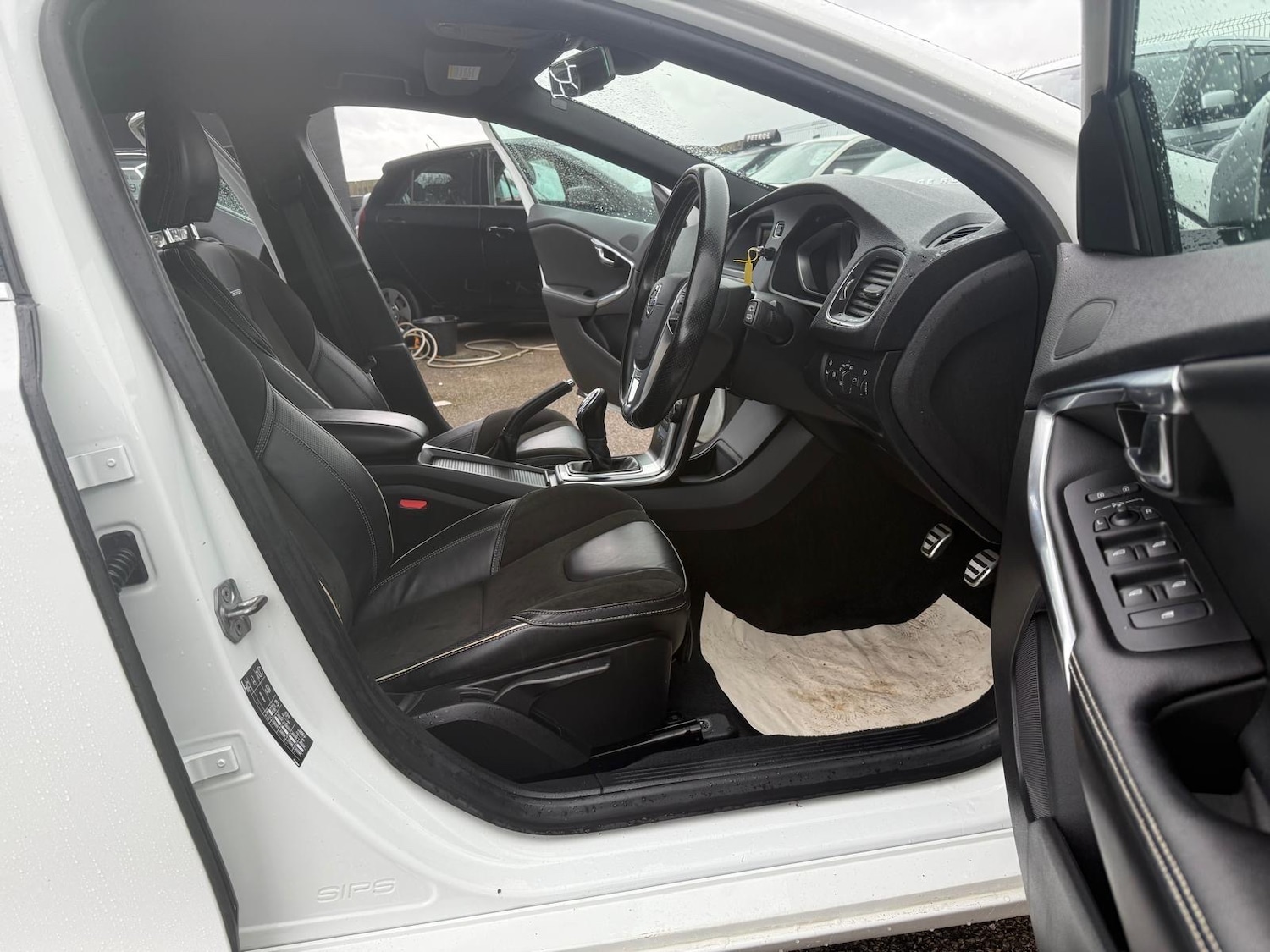 Used Volvo V40 2013 for sale - 76402669: Photo 7