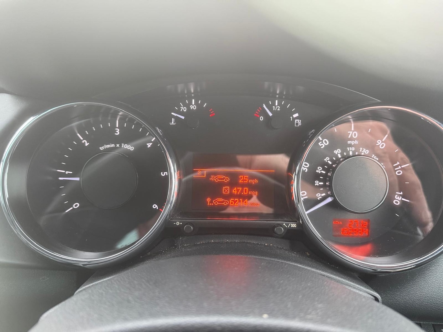 Used Peugeot 3008 2010 for sale - 77149247: Photo 3