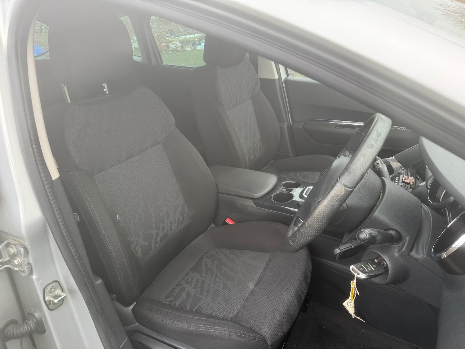 Used Peugeot 3008 2010 for sale - 77149247: Photo 7