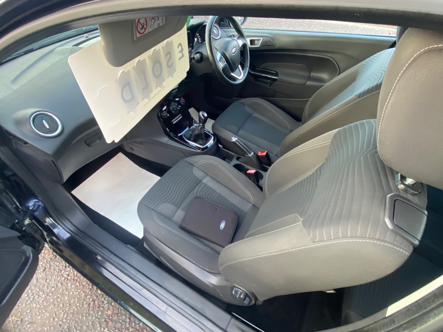 Used Ford Fiesta 2014 for sale - 77234486: Photo 10