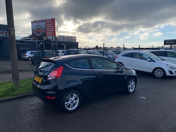 Used Ford Fiesta 2014 for sale - 77234486: Photo