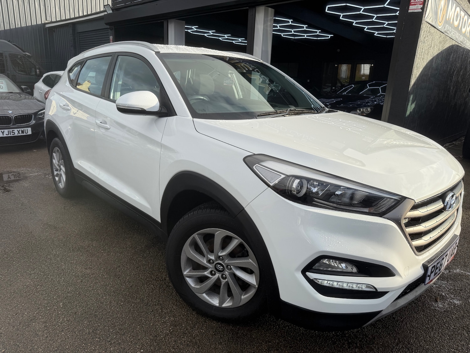 Used Hyundai TUCSON 2017 for sale - 76663734: Photo 2