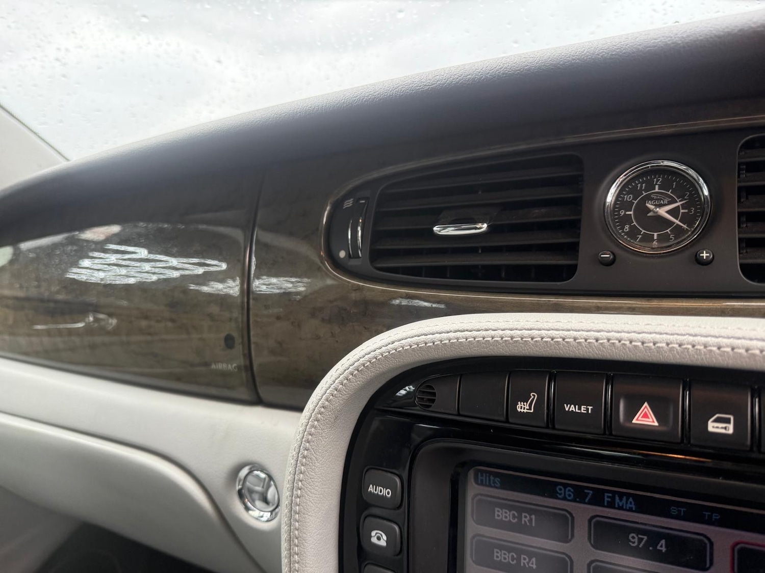 Used Jaguar XJ 2003 for sale - 76402895: Photo 5