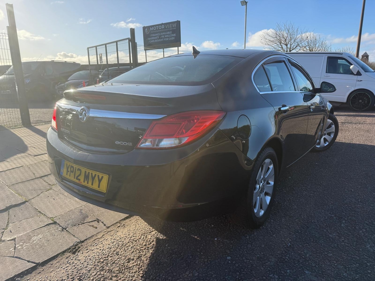 Used Vauxhall Insignia 2012 for sale - 77104743: Photo 2