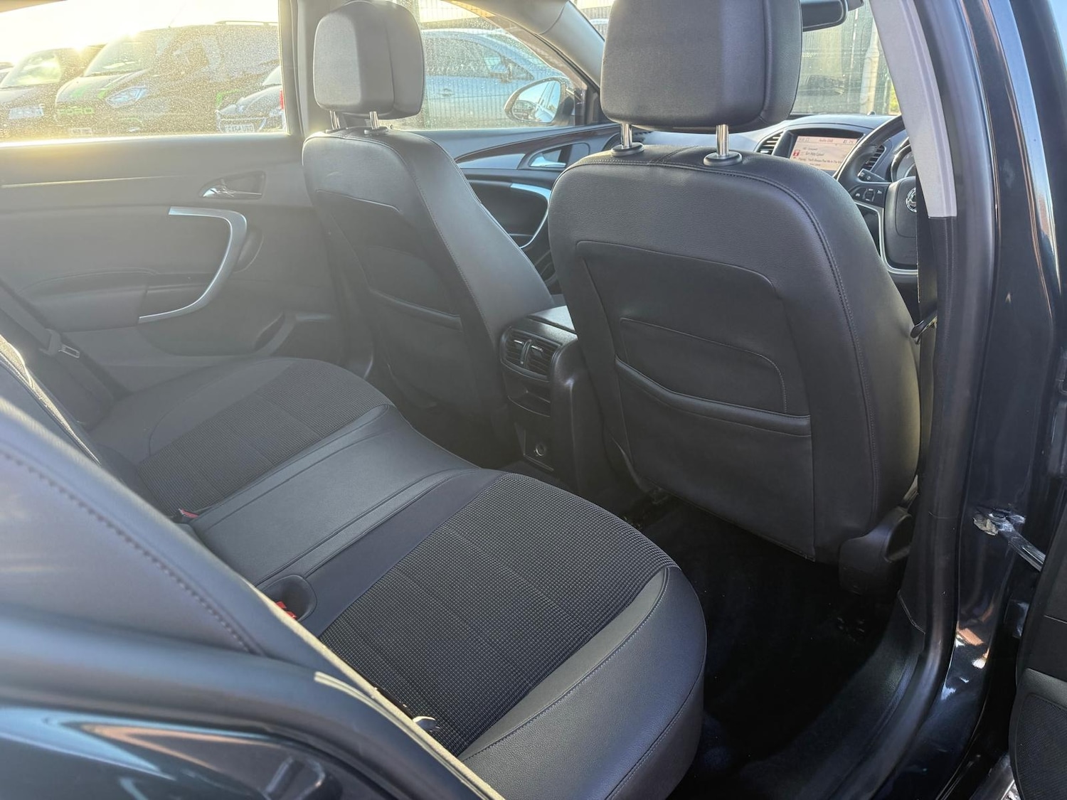 Used Vauxhall Insignia 2012 for sale - 77104743: Photo 9