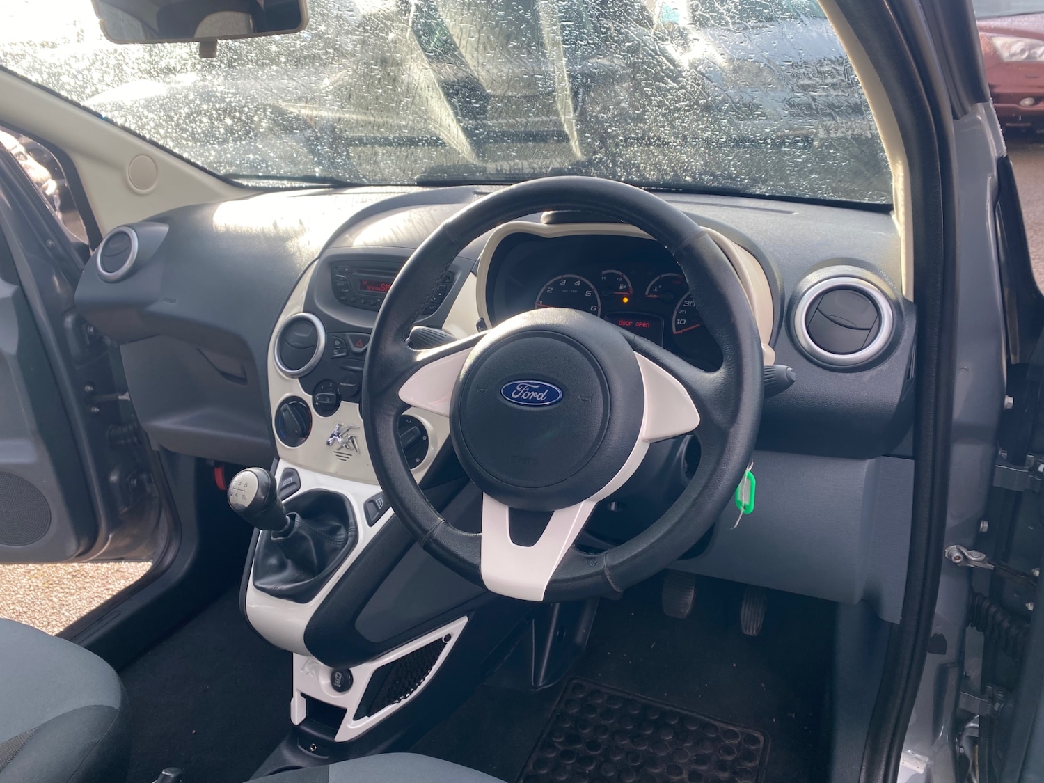 Used Ford Ka 2014 for sale - 76402769: Photo 6