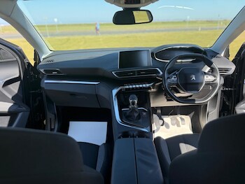 Used Peugeot 3008 2018 for sale - 76403261: Photo