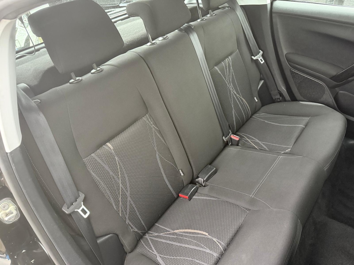 Used Peugeot 208 2014 for sale - 76461272: Photo 15