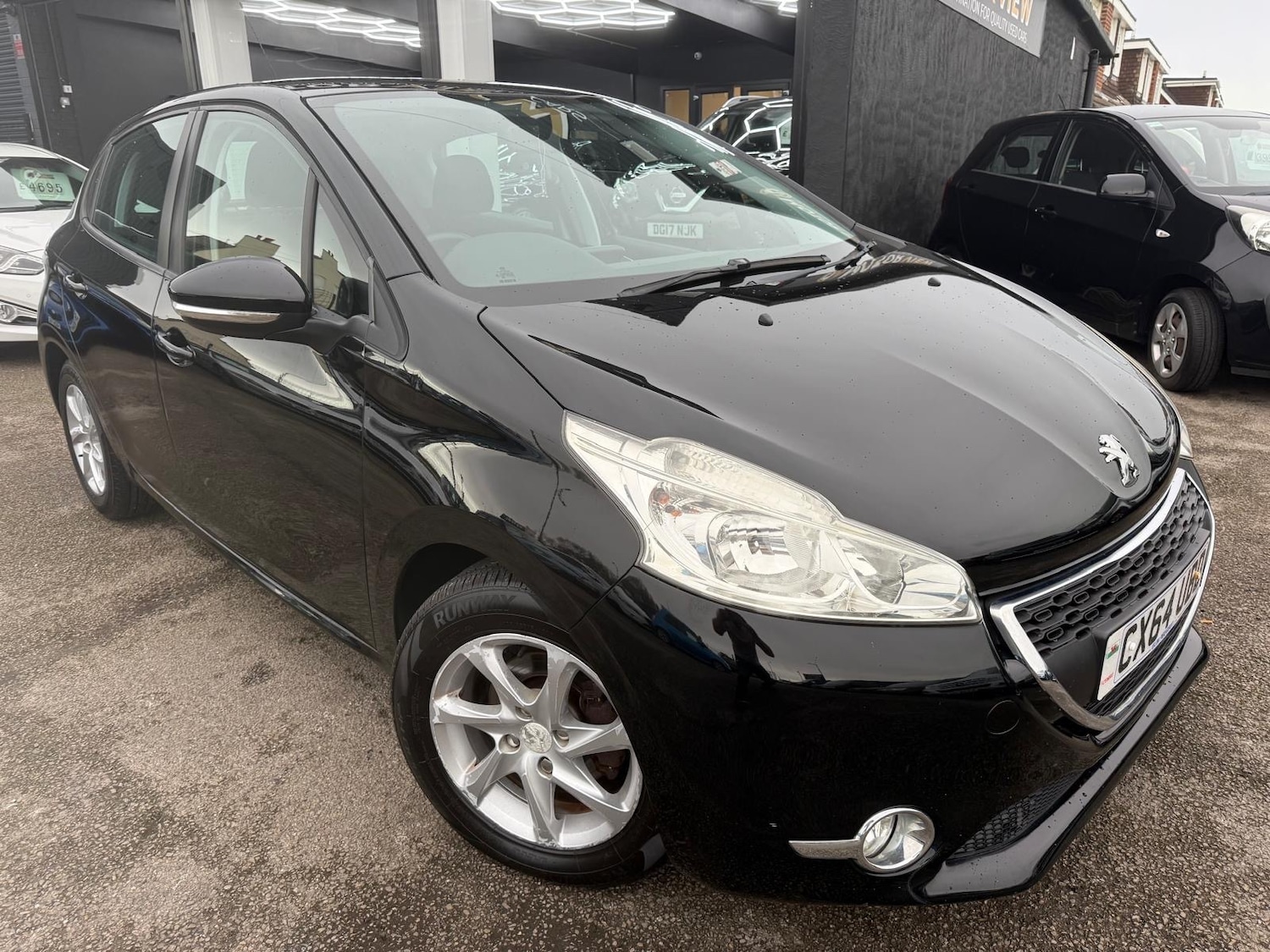 Used Peugeot 208 2014 for sale - 76461272: Photo 22