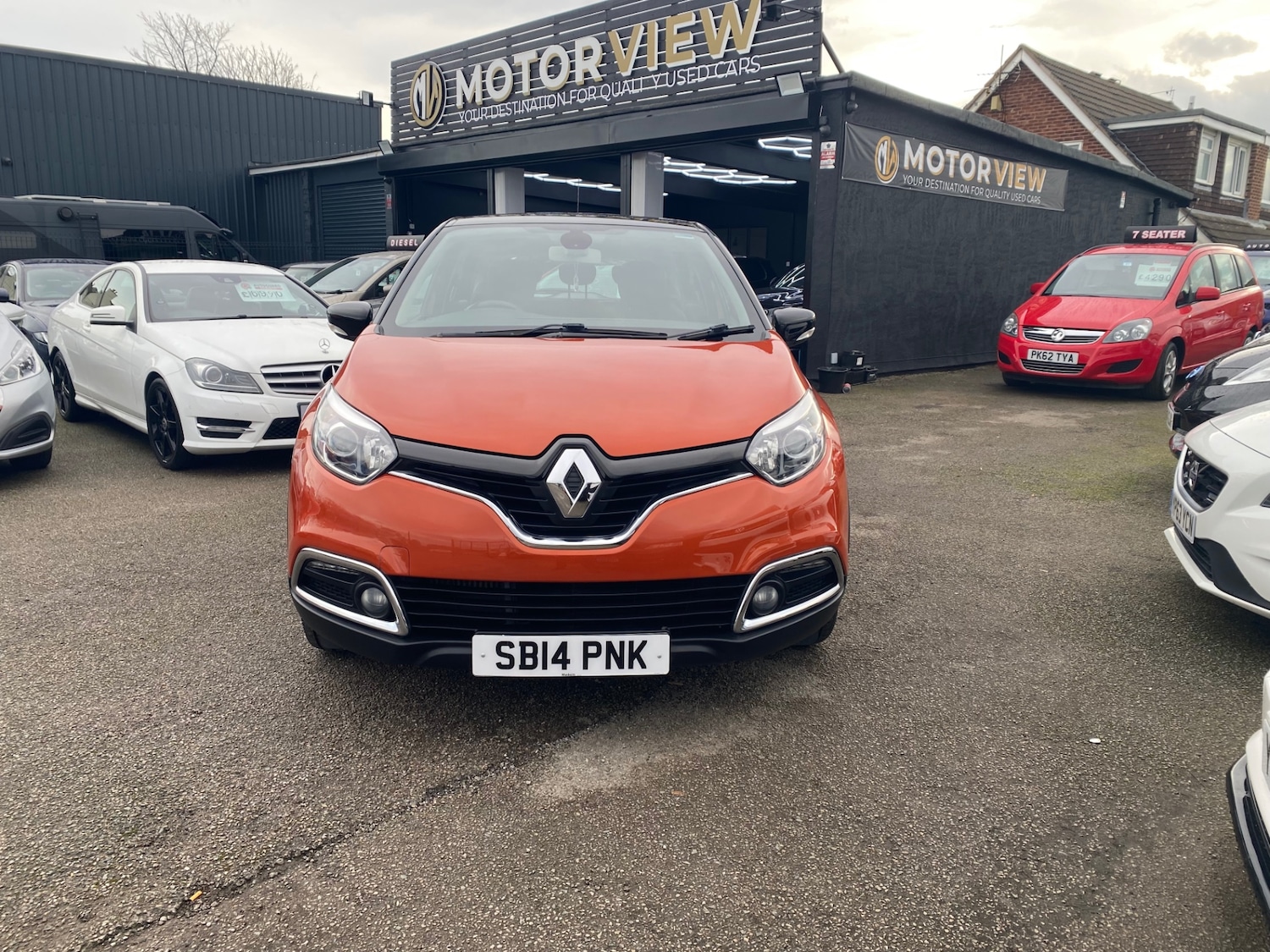 Used Renault Captur 2014 for sale - 77137214: Photo 2
