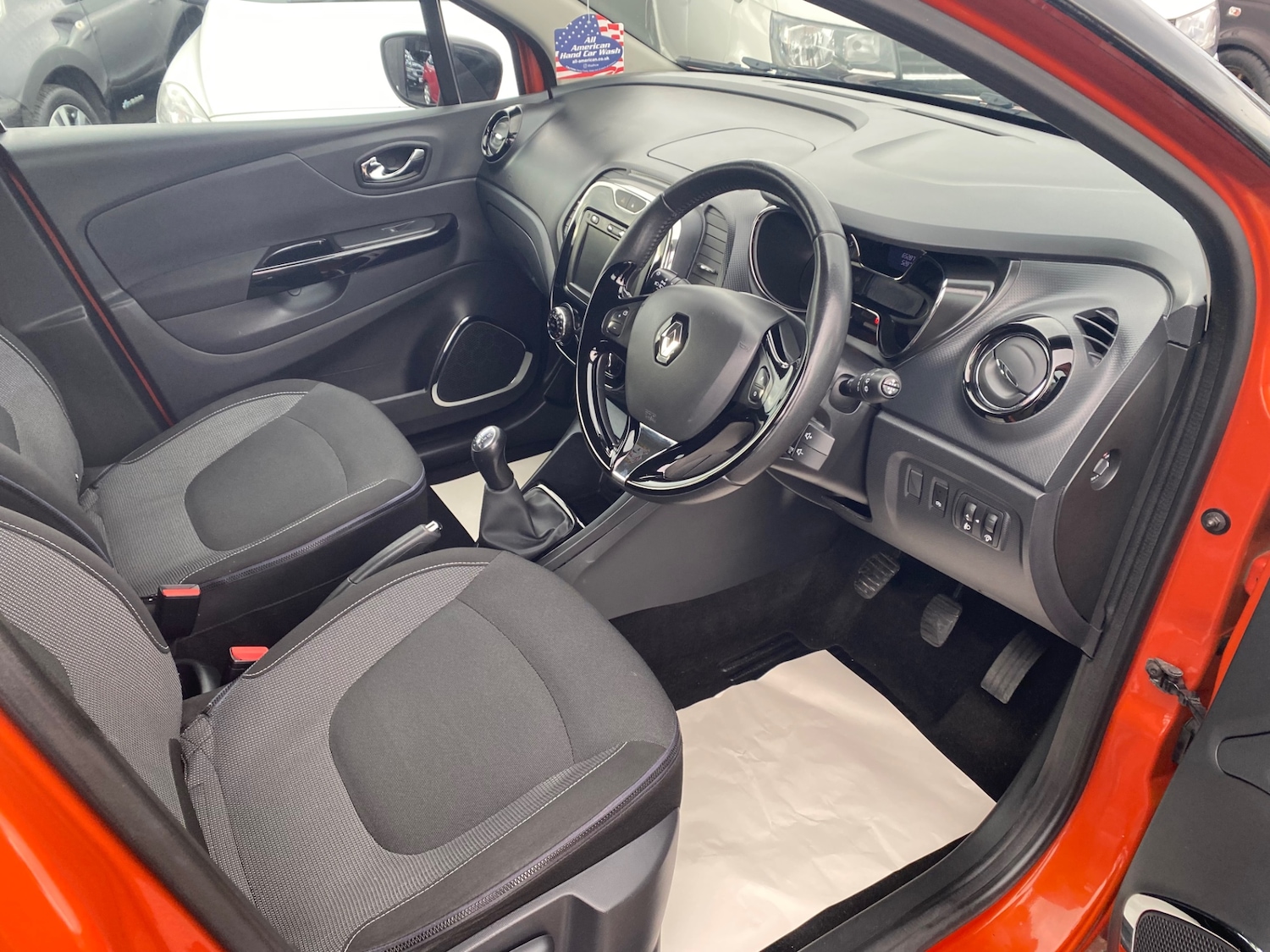 Used Renault Captur 2014 for sale - 77137214: Photo 8