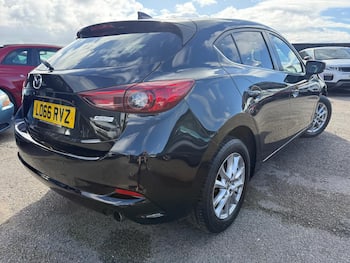 Used Mazda Mazda3 2017 for sale - 77974799: Photo