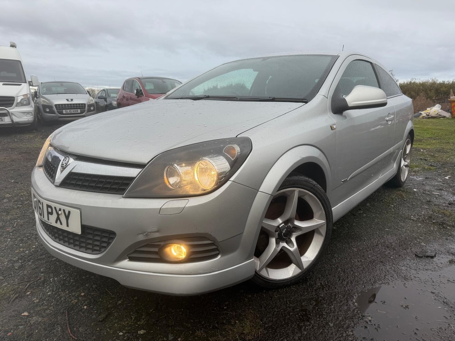 Used Vauxhall Astra 2011 for sale - 77148155: Photo 3