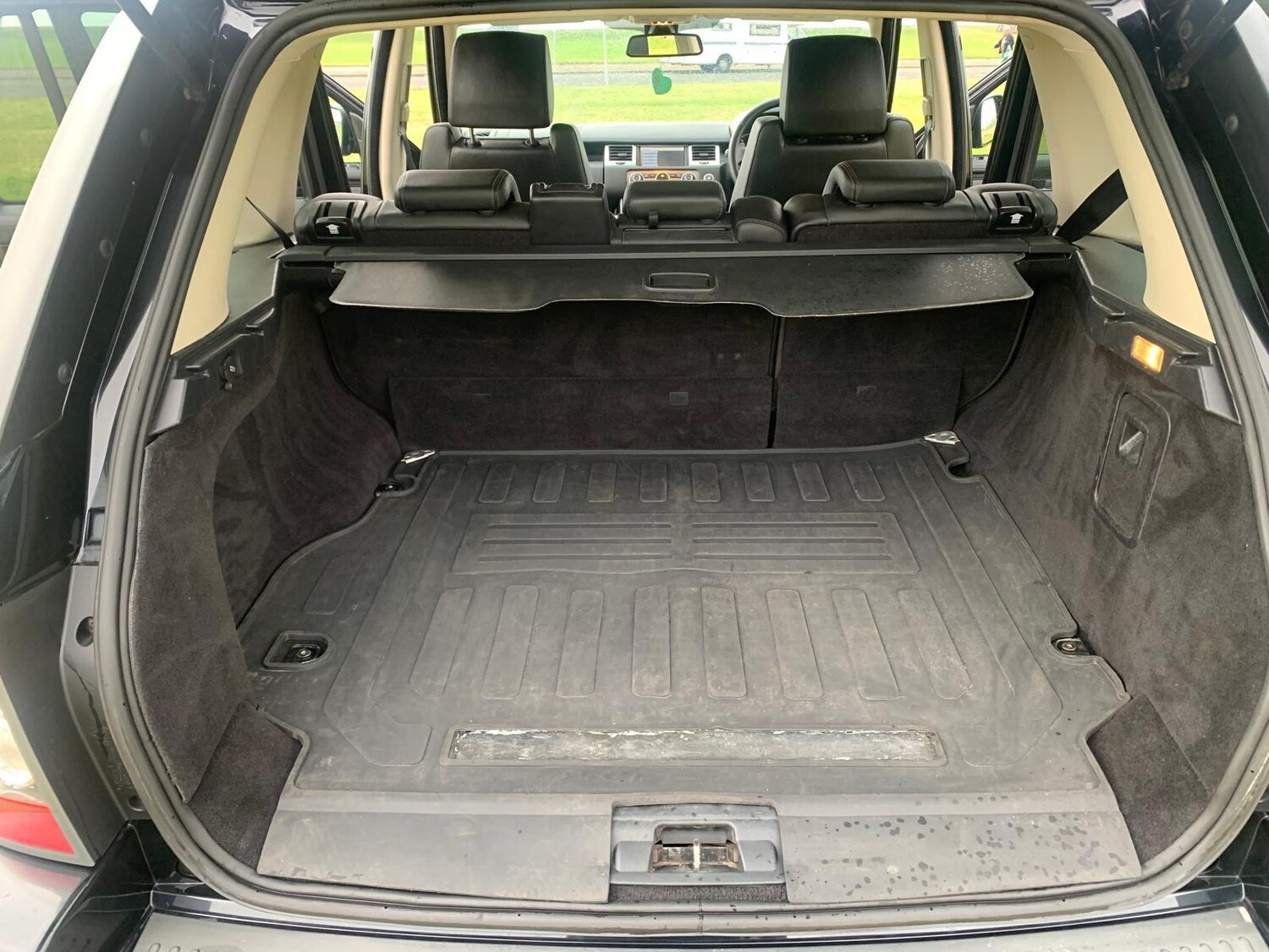 Used Land Rover Range Rover Sport 2011 for sale - 76402523: Photo 33