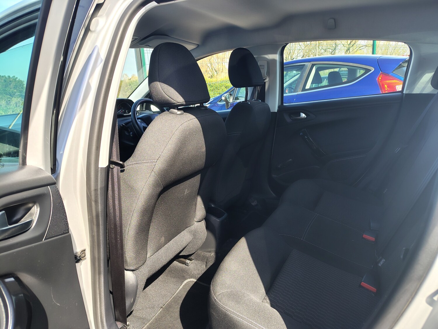 Used Peugeot 208 2016 for sale - 78162632: Photo 16