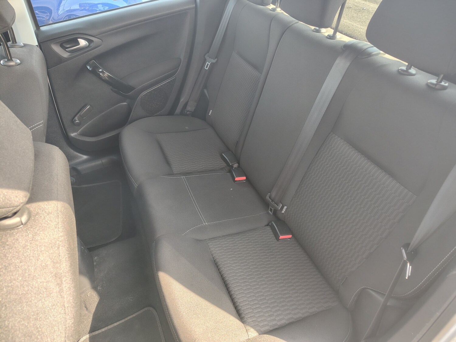 Used Peugeot 208 2016 for sale - 78162632: Photo 18