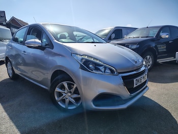 Used Peugeot 208 2016 for sale - 78162632: Photo