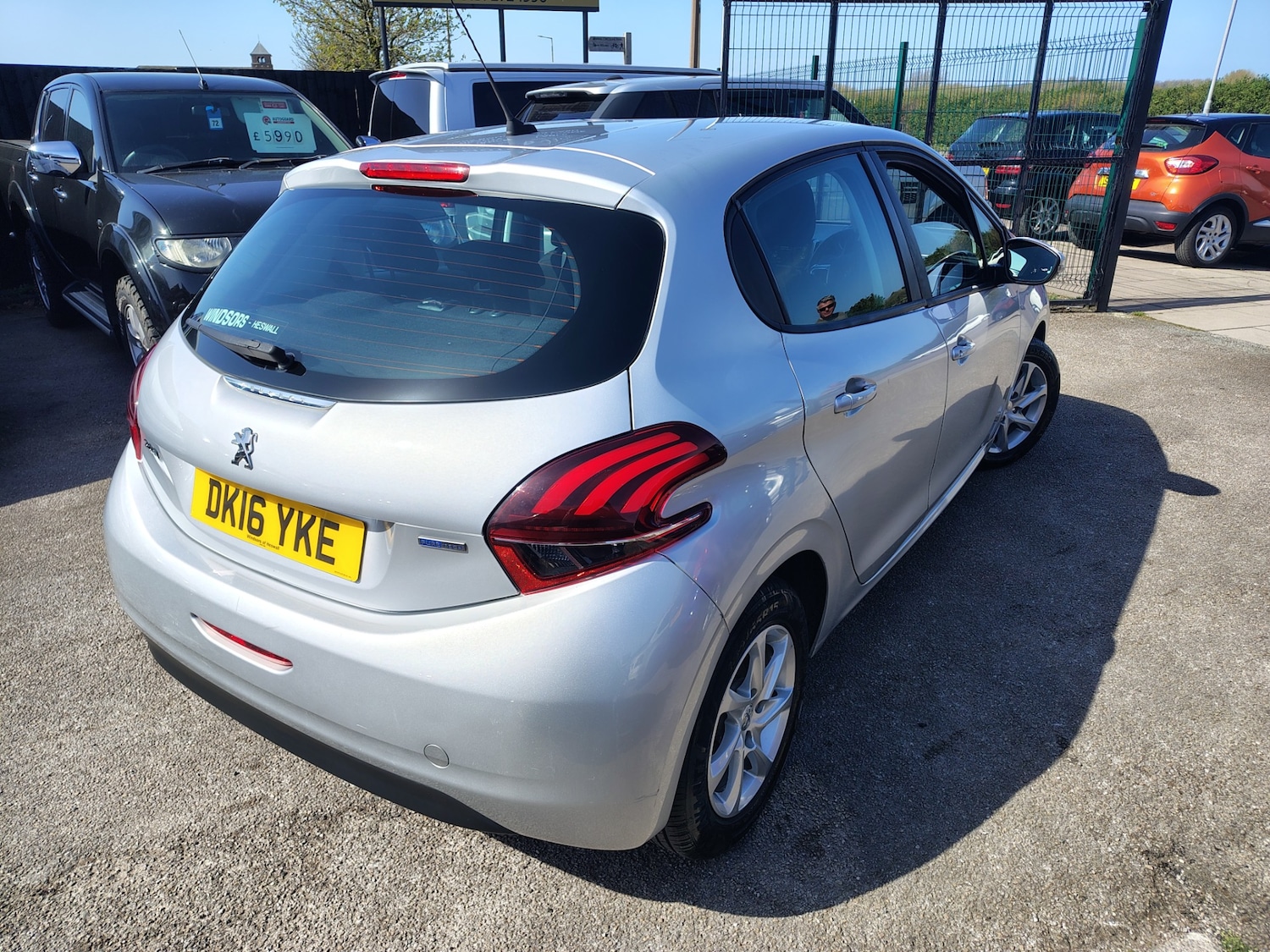 Used Peugeot 208 2016 for sale - 78162632: Photo 3