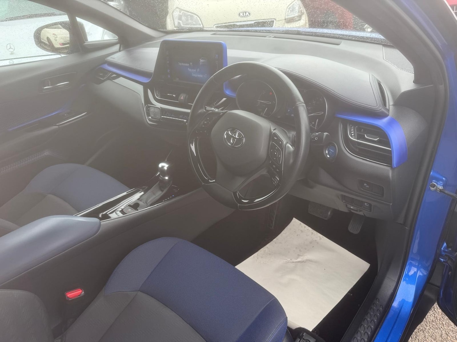 Used Toyota C-HR 2017 for sale - 77803375: Photo 11