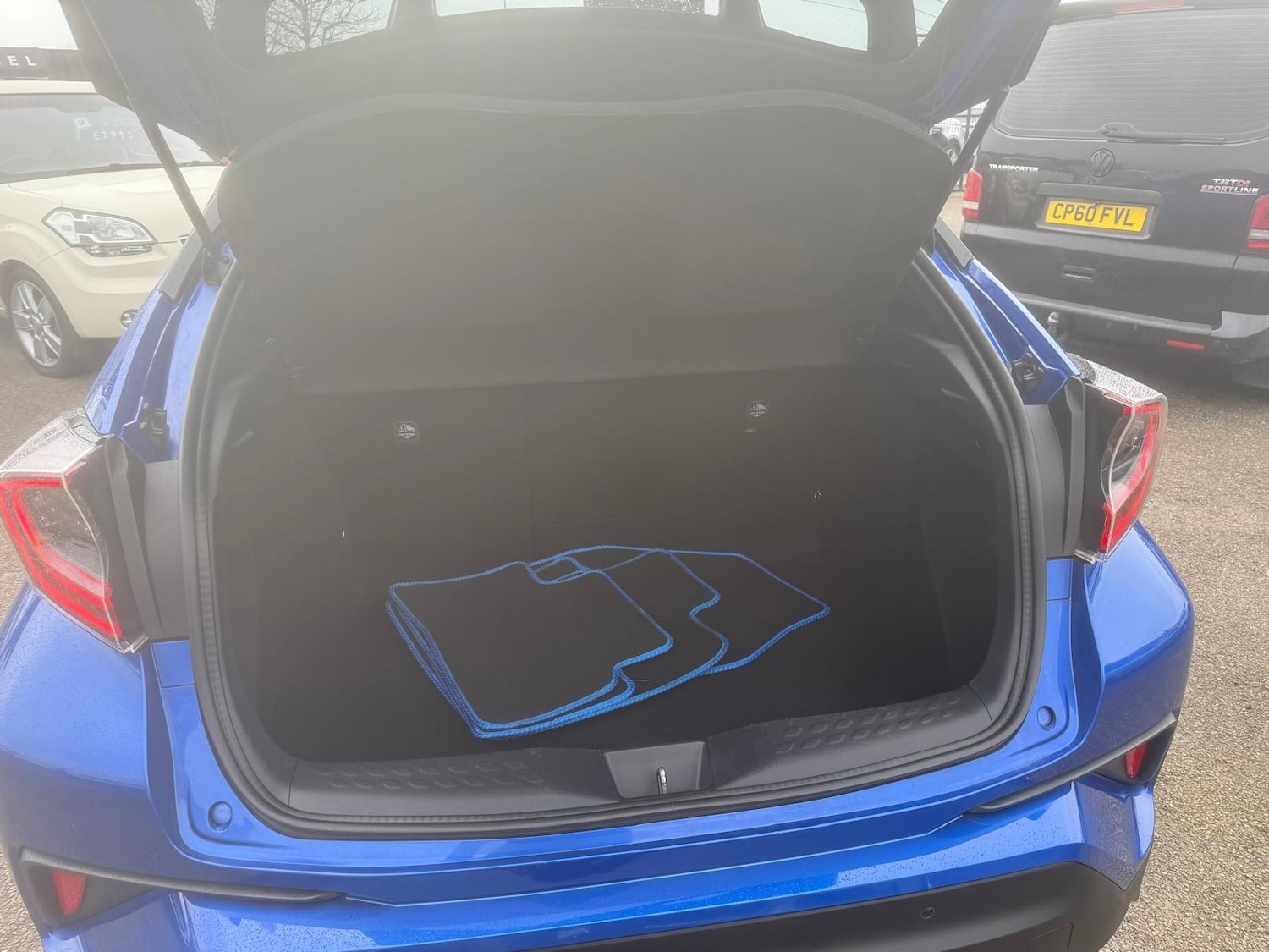 Used Toyota C-HR 2017 for sale - 77803375: Photo 29