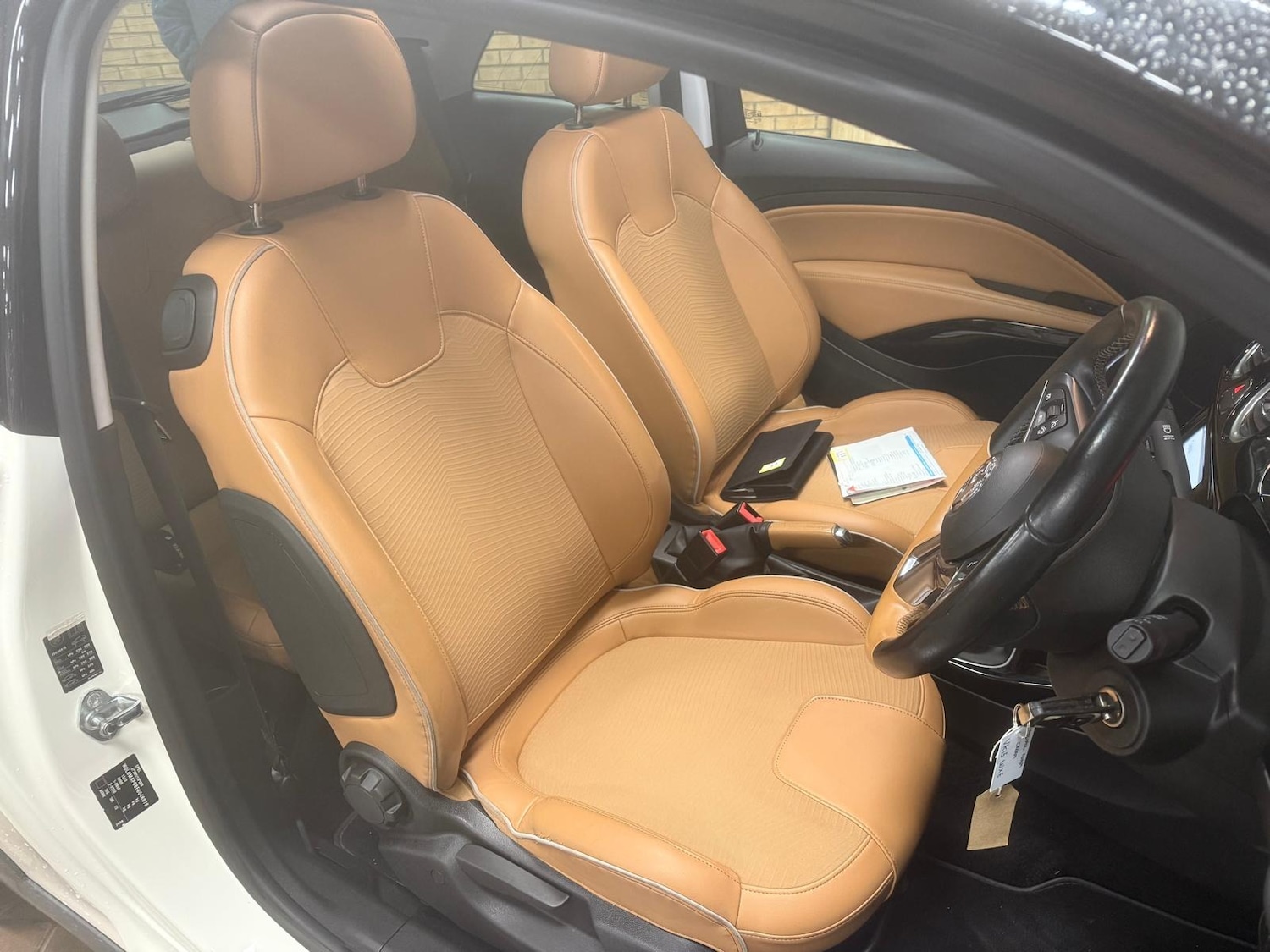 Used Vauxhall ADAM 2015 for sale - 77298572: Photo 5