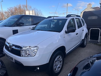 Used Dacia Duster 2014 for sale - 76402496: Photo