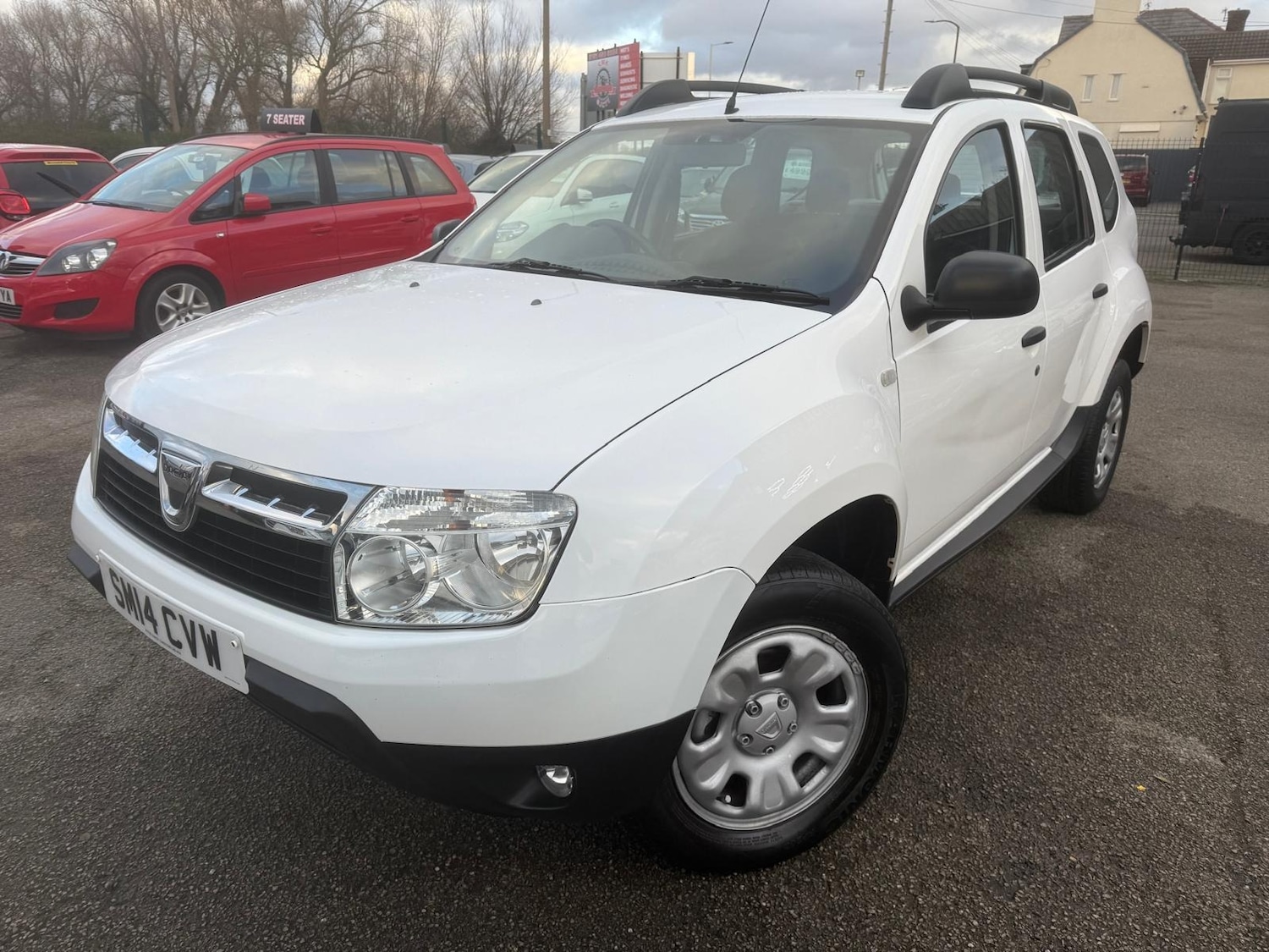 Used Dacia Duster 2014 for sale - 76402496: Photo 2