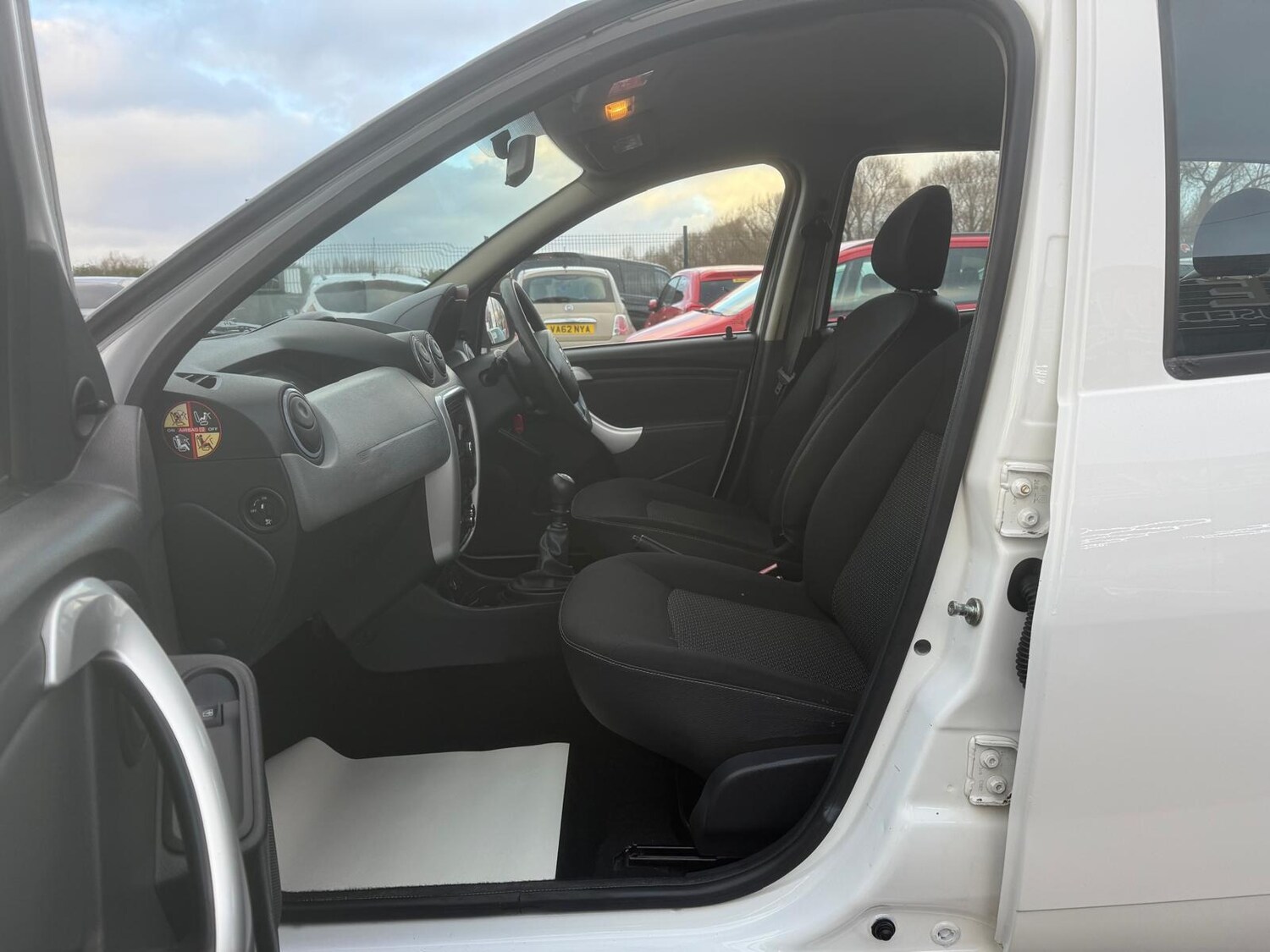 Used Dacia Duster 2014 for sale - 76402496: Photo 5