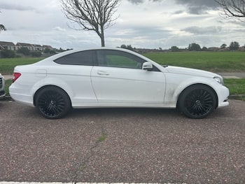 Used Mercedes-Benz C Class 2014 for sale - 79720149: Photo