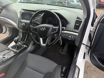 Used Hyundai i40 2014 for sale - 76402949: Photo